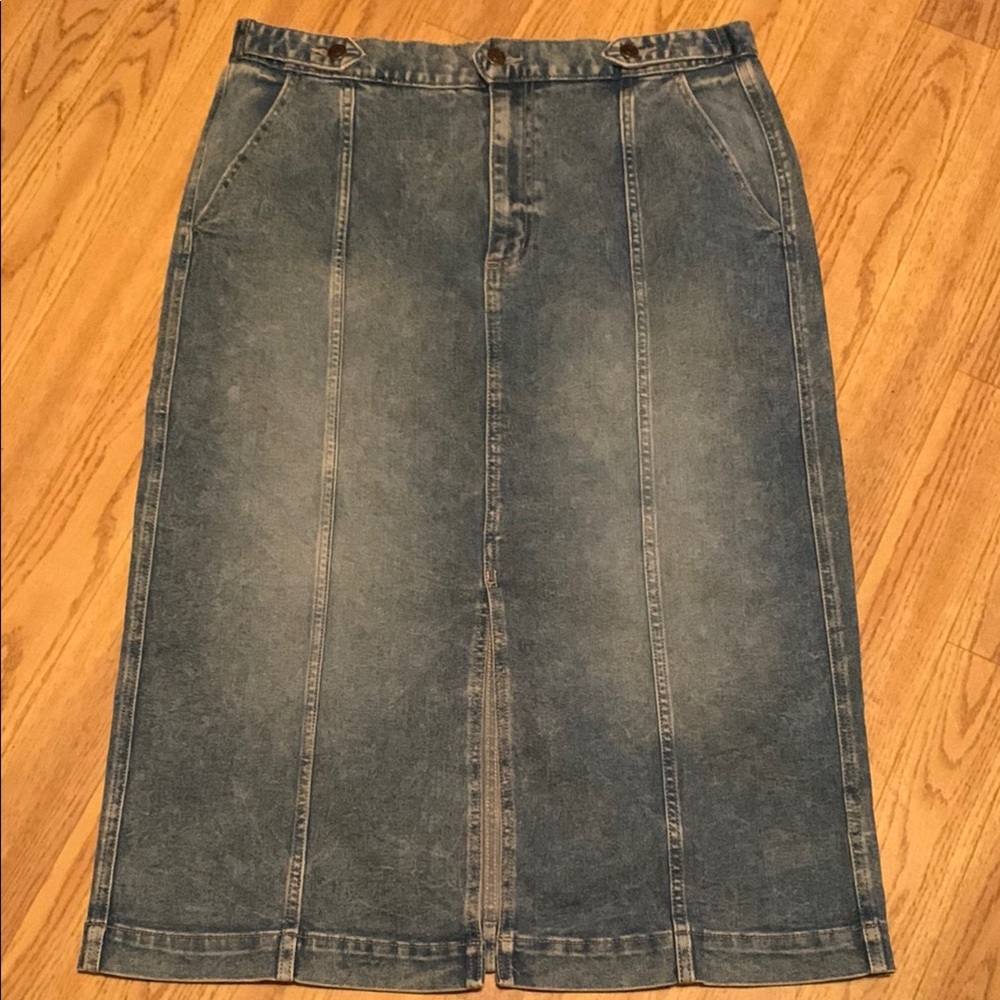 Chaps Denim  Skirt never worn